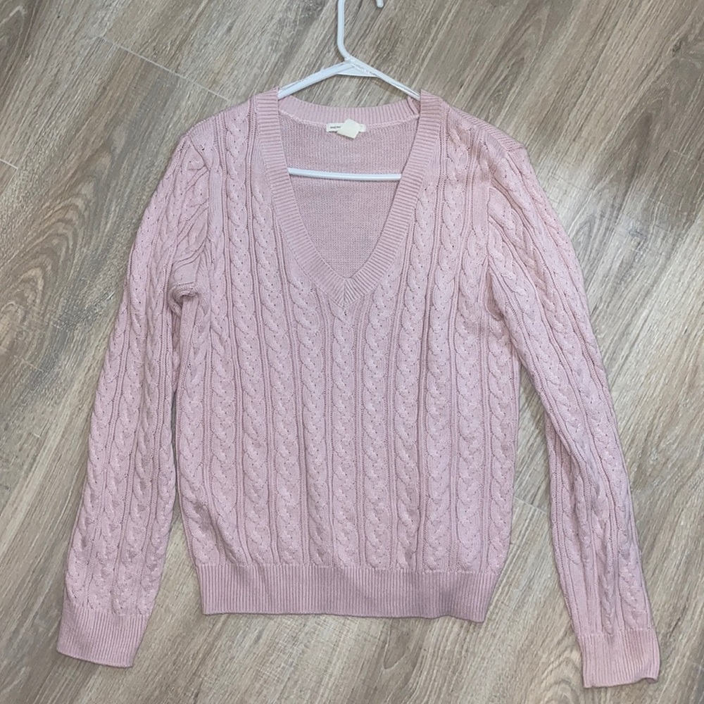 H&M pink sweatshirt